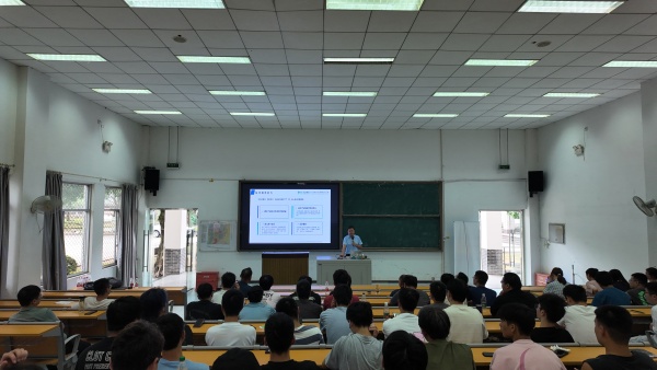 华锋钻探校园招聘宣讲会在成都理工大学成功举办