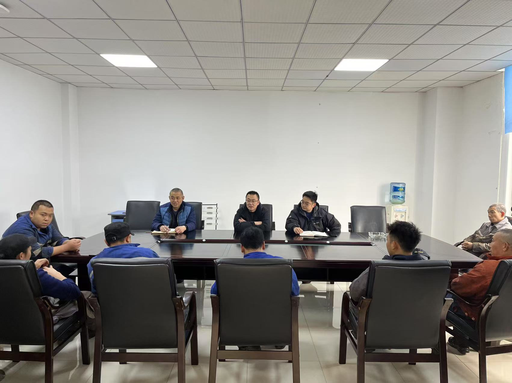 宏佳公司召开设备维修专项问题交流座谈会